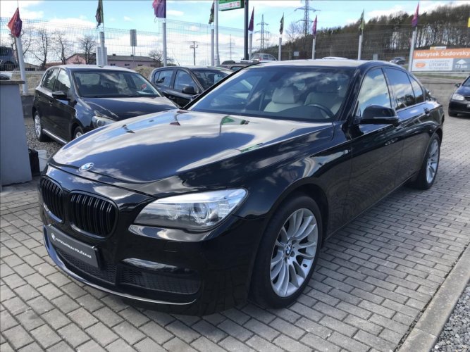 BMW Řada 7 3,0   xDrive M-paket